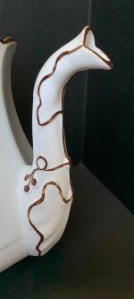 Chinese - Anthony Shaw - EMB - Spout_0.jpg