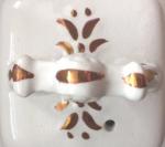 Daisy 'n' Chain - Wilkinson - EMB - Finial.JPG