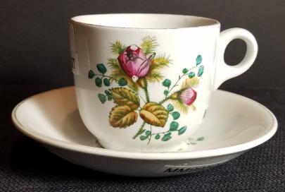 Alfred Meakin - Plain Round - MR - Cup and Saucer - circular handle