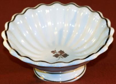 Alfred Meakin - Scalloped Rim - TL - Apple Bowl (scalloped) 3