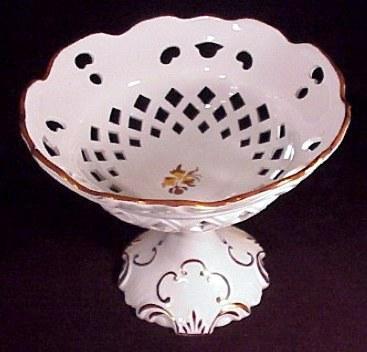 Anthony Shaw - Reticulated Lace - Tea Leaf - Bowl (Footed, Reticulated)