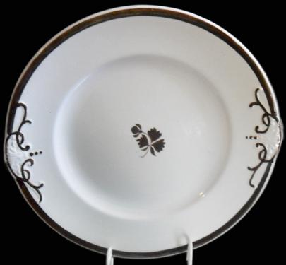 Anthony Shaw - Simplicity - TL - Cake Plate