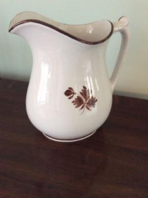 Anthony Shaw - Simplicity - TL - Pitcher - 9 inches tall