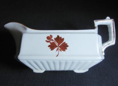 Burgess - Square Ridged - Beaded Handle - TL - Gravy Boat