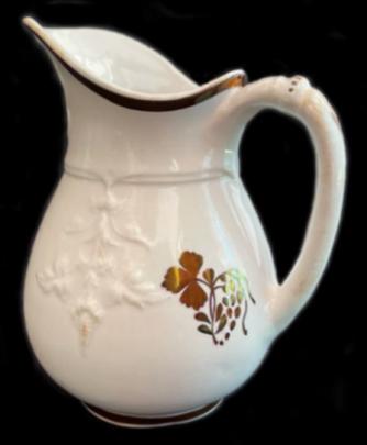 Clementson - Balanced Vine - TB - Creamer, 5.5 inches