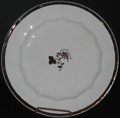 Clementson - Gothic Round Scallop - TB - Plate