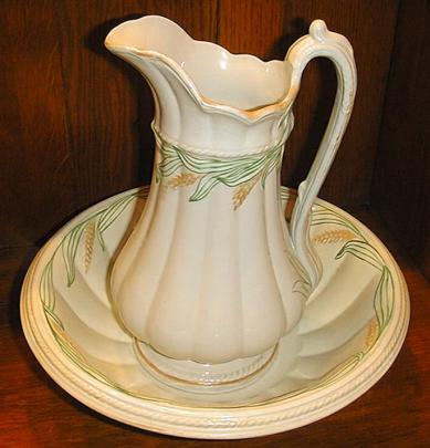 Elsmore and Forster - Ceres Shape - LB - Ewer and Basin