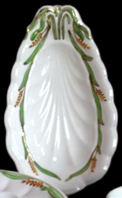 Elsmore and Forster - Ceres Shape - LB - Relish-Pickle - Copper Lustre with Green and Yellow