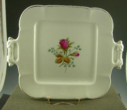 John Edwards - Victory Shape - MR - Cake Plate