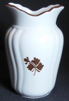 Johnson Brothers - Chelsea - TL - Brush Vase