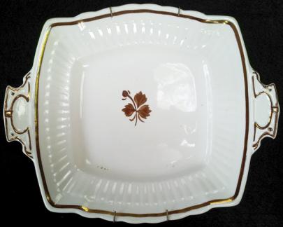 Mellor Taylor - Square Ridged - Hearts - TL - Cake Plate