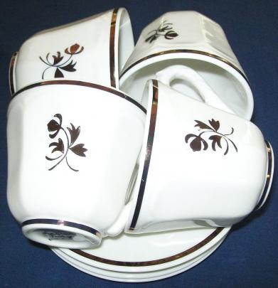 Red Cliff - Chinese Shape - TL - Cups and Saucers