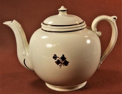 Thomas Elsmore - Ginger-Jar-Round - TL - Teapot - better Photo.jpeg