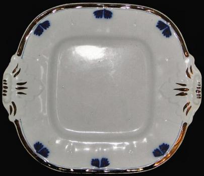 Unknown - Columbia Shape - LB -  Cake Plate