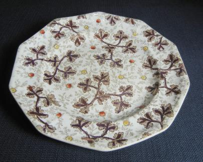 Walley - Classic Gothic - PAL - Plate - 8.25 in.