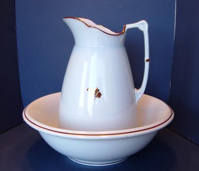 Wedgwood - Simple Square - Wedgwood's Plain - TL - Ewer and Basin