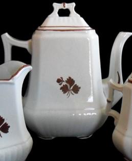 Wedgwood - Square Ridged Ribbed - TL - Coffeepot/Teapot