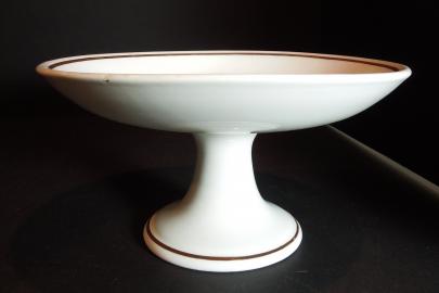 Wilkinson Late R. Alcock - Hawthorn - TL - Doughnut Stand - 1